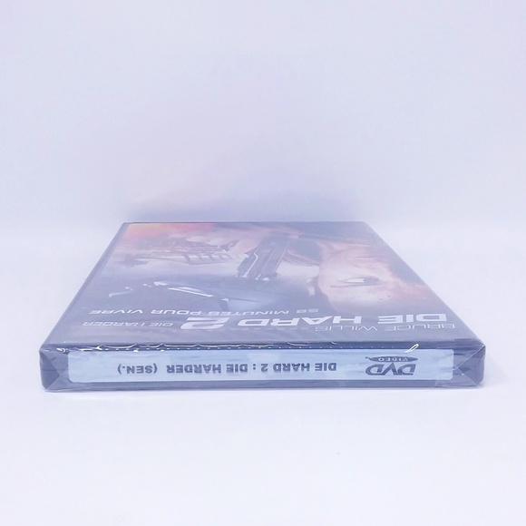 ✨4/$35✨ Die Hard 2: Die Harder DVD - Picture 2 of 3